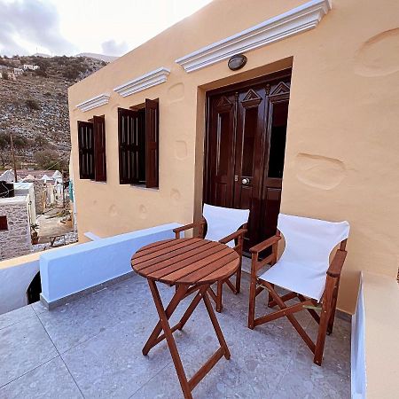 Pavlos House Sými Luaran gambar
